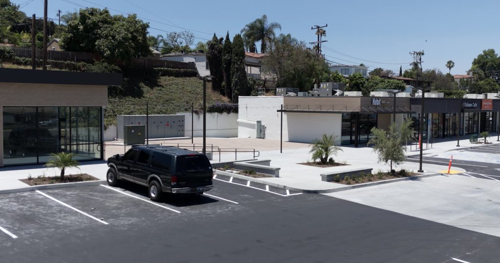 Retail shopping center, Rancho Palos Verdes, CA